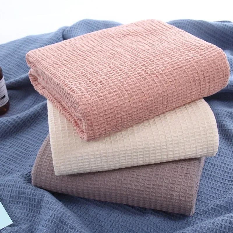 Cotton Beehive Lightweight Breathable Air Conditioning Blanket