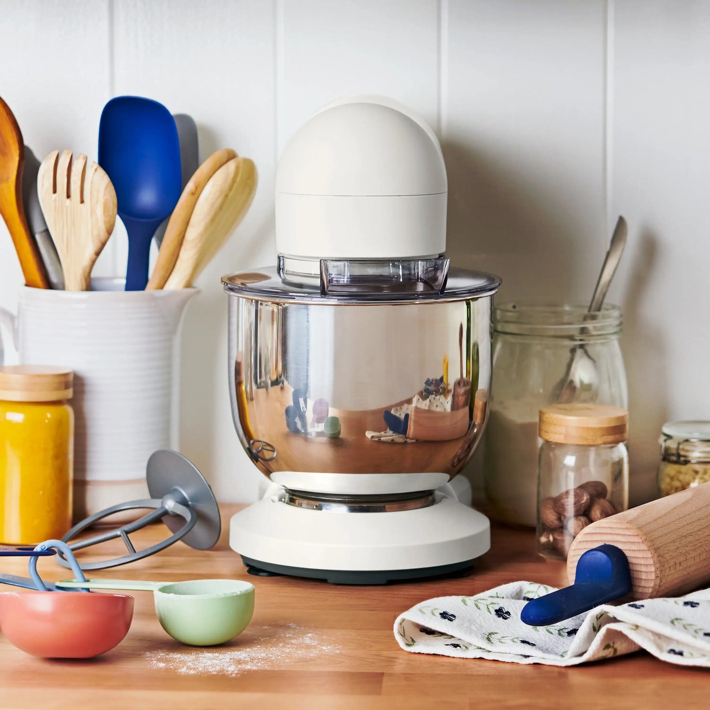 3.5-Quart Compact Stand Mixer with Accessories