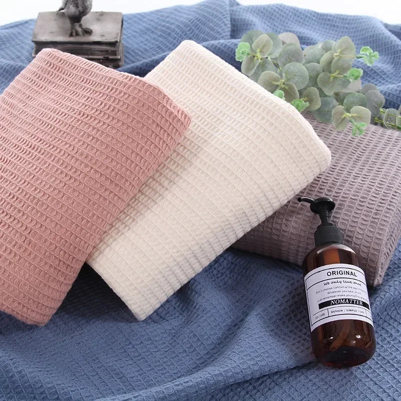 Cotton Beehive Lightweight Breathable Air Conditioning Blanket