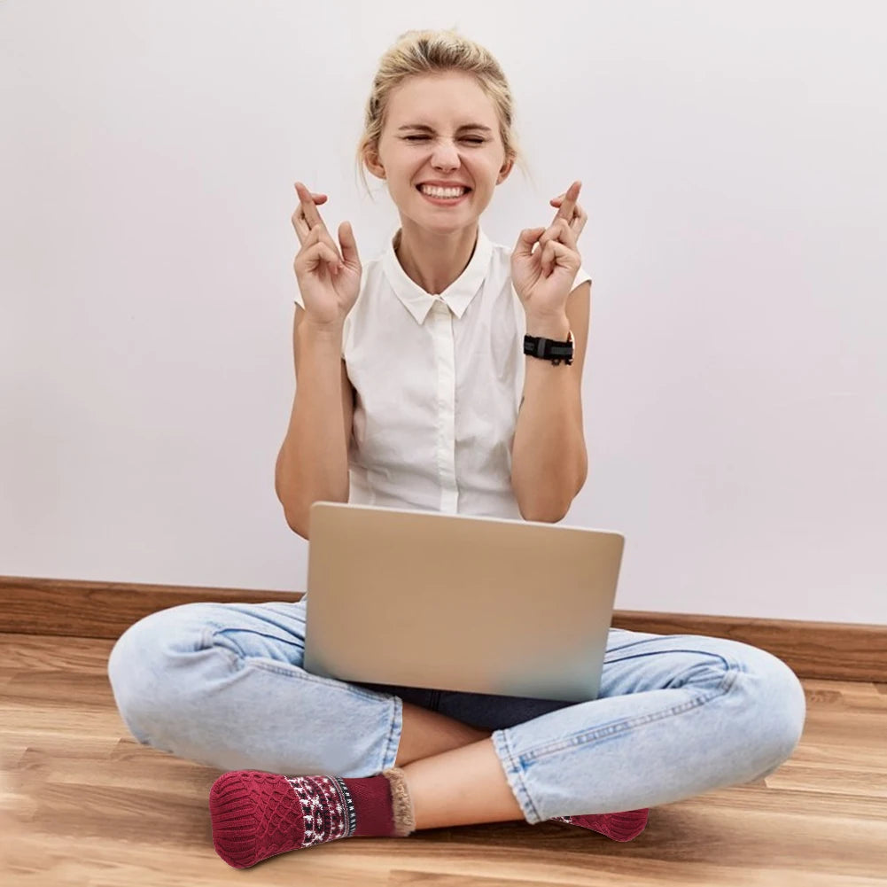 Cozy Winter Slippers: Non-Slip Fuzzy Thermal Comfort