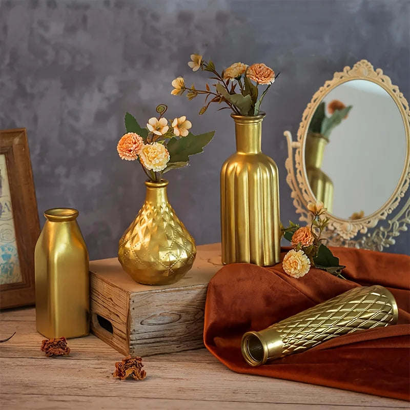 Gold Cylindrical Glass Vase for Table Décor